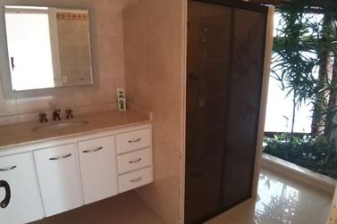Casa para alugar - 606m&sup2; - NOVA GARD&Ecirc;NIA