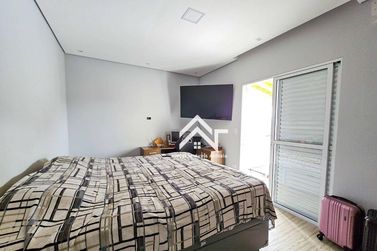 Casa &agrave; venda - 130m&sup2; - Jardim do Lago