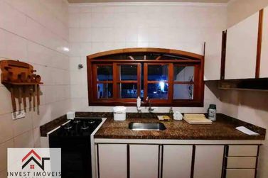Casa para alugar - 350m&sup2; - Rio Abaixo