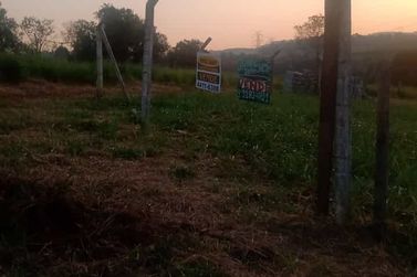 Terreno &agrave; venda - 300m&sup2; - BOA VISTA