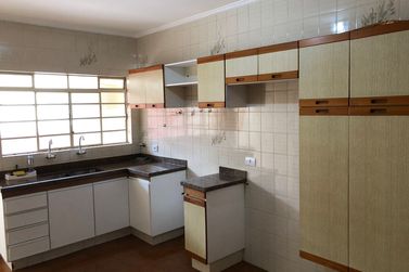 Casa para alugar - 160m&sup2; - CENTRO