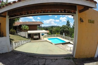 Casa &agrave; venda - 250m&sup2; - Condominio Portal dos Nobres