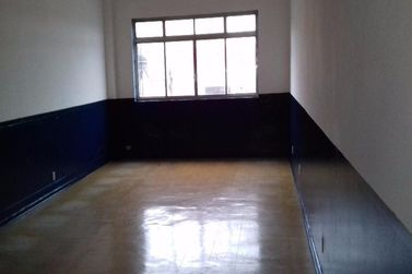 Sala Comercial para alugar - 76m&sup2; - CENTRO