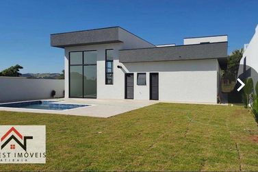 Casa &agrave; venda - 220m&sup2; - Condom&iacute;nio Shambala III