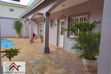 Casa &agrave; venda - 263m&sup2; - Jardim Itaperi