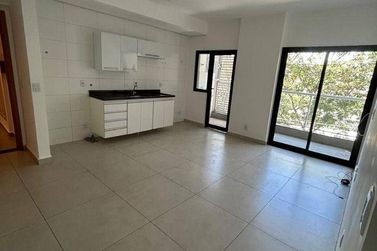 Apartamento para alugar - 65m&sup2; - Vila Gard&ecirc;nia