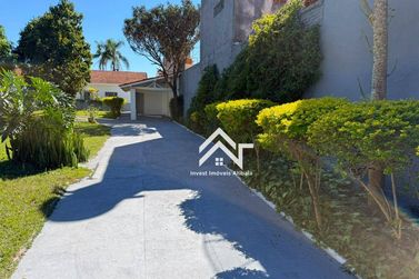 Casa para alugar - 252m&sup2; - Alvin&oacute;polis
