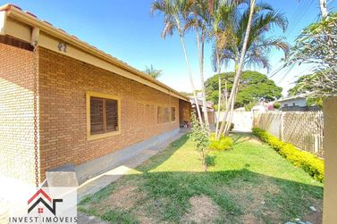 Casa para alugar - 700m&sup2; - Vila Petr&oacute;polis