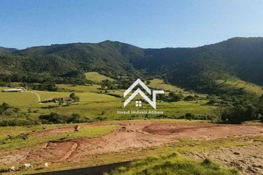Terreno &agrave; venda - 300m&sup2; - Laranja Azeda