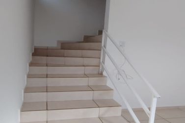 Casa &agrave; venda - 65m&sup2; - JARDIM COLONIAL