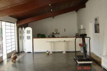 Casa &agrave; venda - 277m&sup2; - JARDIM ITAPERI
