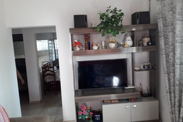 Casa &agrave; venda - 173m&sup2; - Jardim Colonial