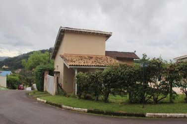 Casa &agrave; venda - 1000m&sup2; - Itapetinga