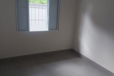 Casa para alugar - 68m&sup2; - LOTEAMENTO JARDIM MORUMBI