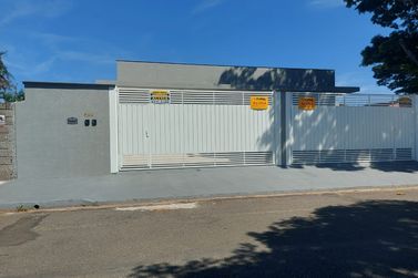 Casa para alugar - 55m&sup2; - LOTEAMENTO JARDIM MORUMBI
