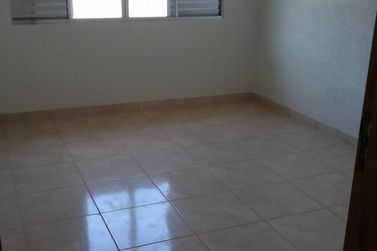 Ch&aacute;cara &agrave; venda - 12700m&sup2; - Tanque