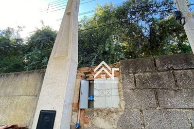Terreno &agrave; venda - 200m&sup2; - Vale das Flores