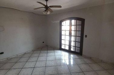 Casa &agrave; venda - 300m&sup2; - Alvin&oacute;polis