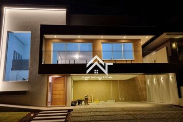 Casa &agrave; venda - 361m&sup2; - Boa Vista