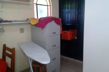 Casa &agrave; venda - CENTRO