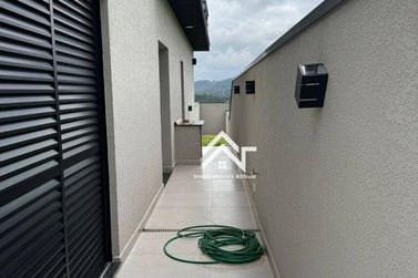 Casa &agrave; venda - 284m&sup2; - Laranja Azeda