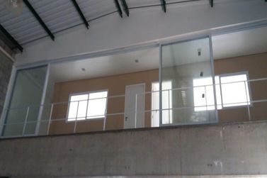 Sal&atilde;o Comercial para alugar - 688m&sup2; - Centro