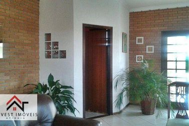 Casa para alugar - 450m&sup2; - Country R. F&eacute;lix