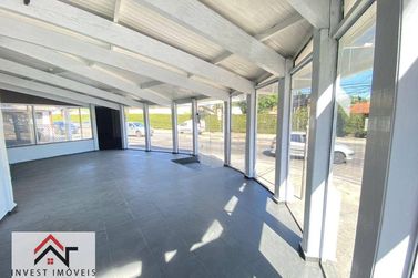 Sal&atilde;o Comercial para alugar - 450m&sup2; - Cidade Sat&eacute;lite