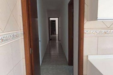 Casa &agrave; venda - 150m&sup2; - Atibaia Jardim