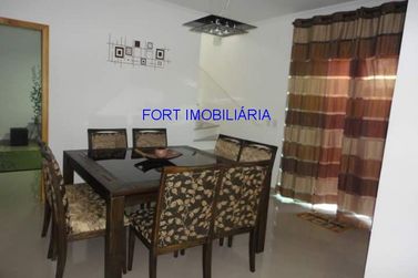 Casa &agrave; venda - 165m&sup2; - ITAPETINGA