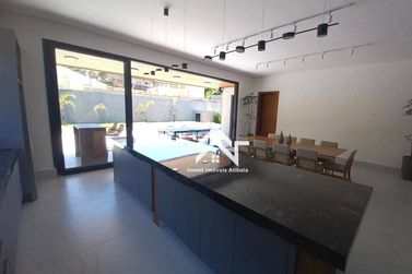 Casa para alugar - 390m&sup2; - Condom&iacute;nio Itapor&atilde;