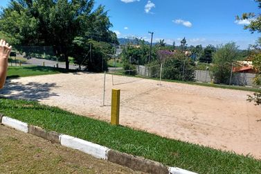 Casa &agrave; venda - 220m&sup2; - CONDOM&Iacute;NIO PARQUE DAS GAR&Ccedil;AS I