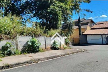 Terreno &agrave; venda - 324m&sup2; - Retiro das Fontes