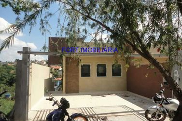 Casa &agrave; venda - 165m&sup2; - ITAPETINGA