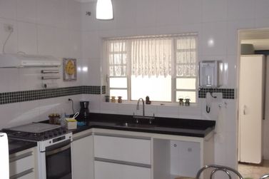Casa &agrave; venda - 188m&sup2; - Jd Centen&aacute;rio