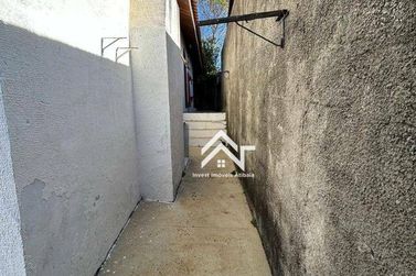 Casa para alugar - 180m&sup2; - Vila Petr&oacute;polis