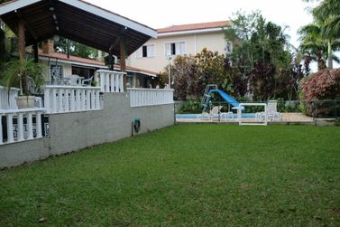 Casa &agrave; venda - 800m&sup2; - JARDIM S&Atilde;O NICOLAU