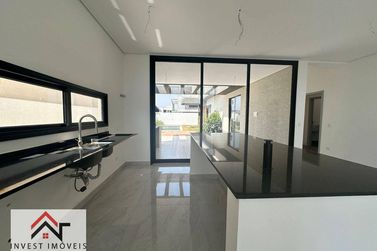 Casa &agrave; venda - 304m&sup2; - Figueira Garden