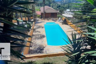 Ch&aacute;cara &agrave; venda - 700m&sup2; - Terra Preta