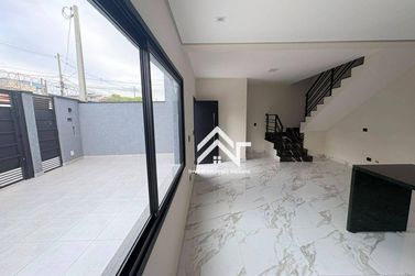 Casa &agrave; venda - 102m&sup2; - Nova Cerejeiras