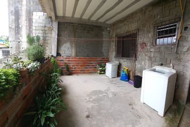 Casa &agrave; venda - 125m&sup2; - CAPOAVINHA