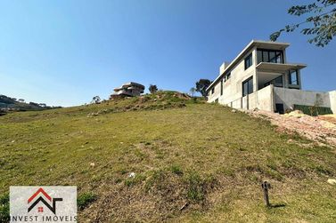 Terreno &agrave; venda - 727m&sup2; - Condom&iacute;nio Itapor&atilde;