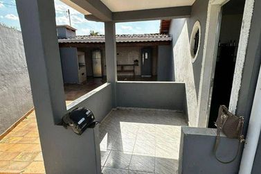 Casa &agrave; venda - 300m&sup2; - Alvin&oacute;polis