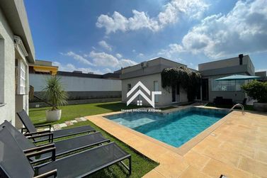 Casa &agrave; venda - 263m&sup2; - Condom&iacute;nio Shambala III