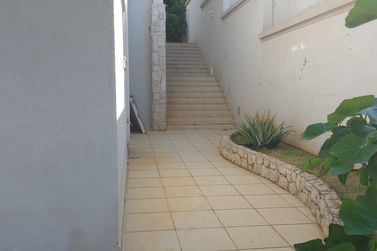 Casa para alugar - JARDIM NICOLAU