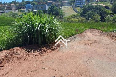 Terreno &agrave; venda - 652m&sup2; - Jardim Centen&aacute;rio
