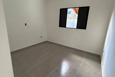 Casa &agrave; venda - 50m&sup2; - Jardim S&atilde;o Felipe