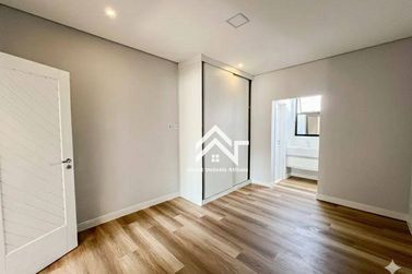 Casa &agrave; venda - 347m&sup2; - Shamballa II