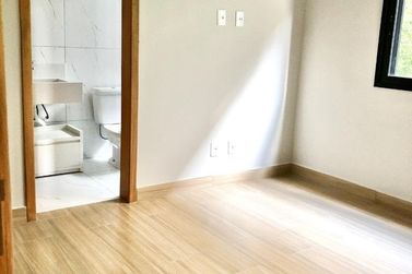 Casa &agrave; venda - 264m&sup2; - Tanque