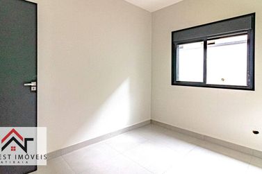 Casa &agrave; venda - 137m&sup2; - Jardim do Lago